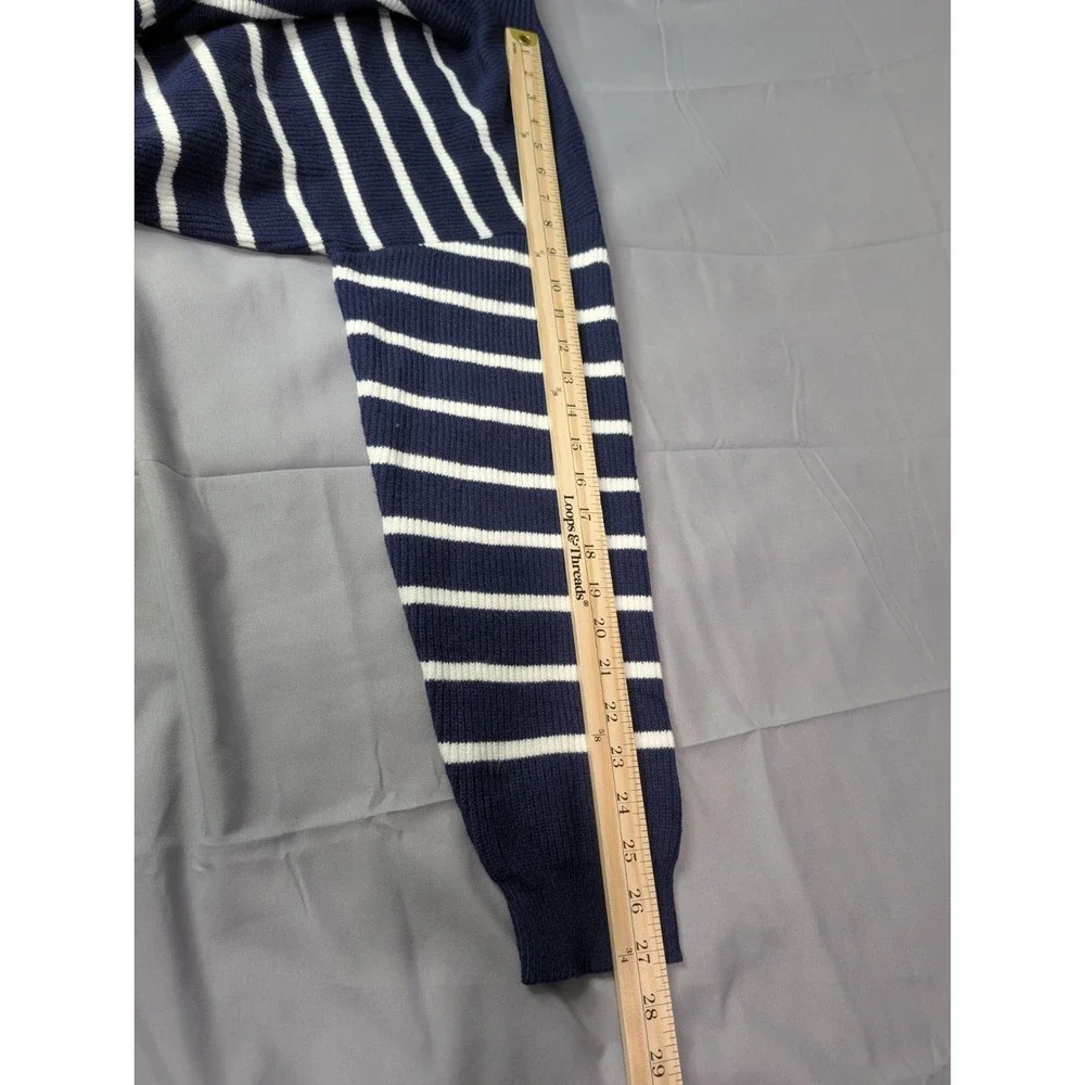 Merokeety striped pullover